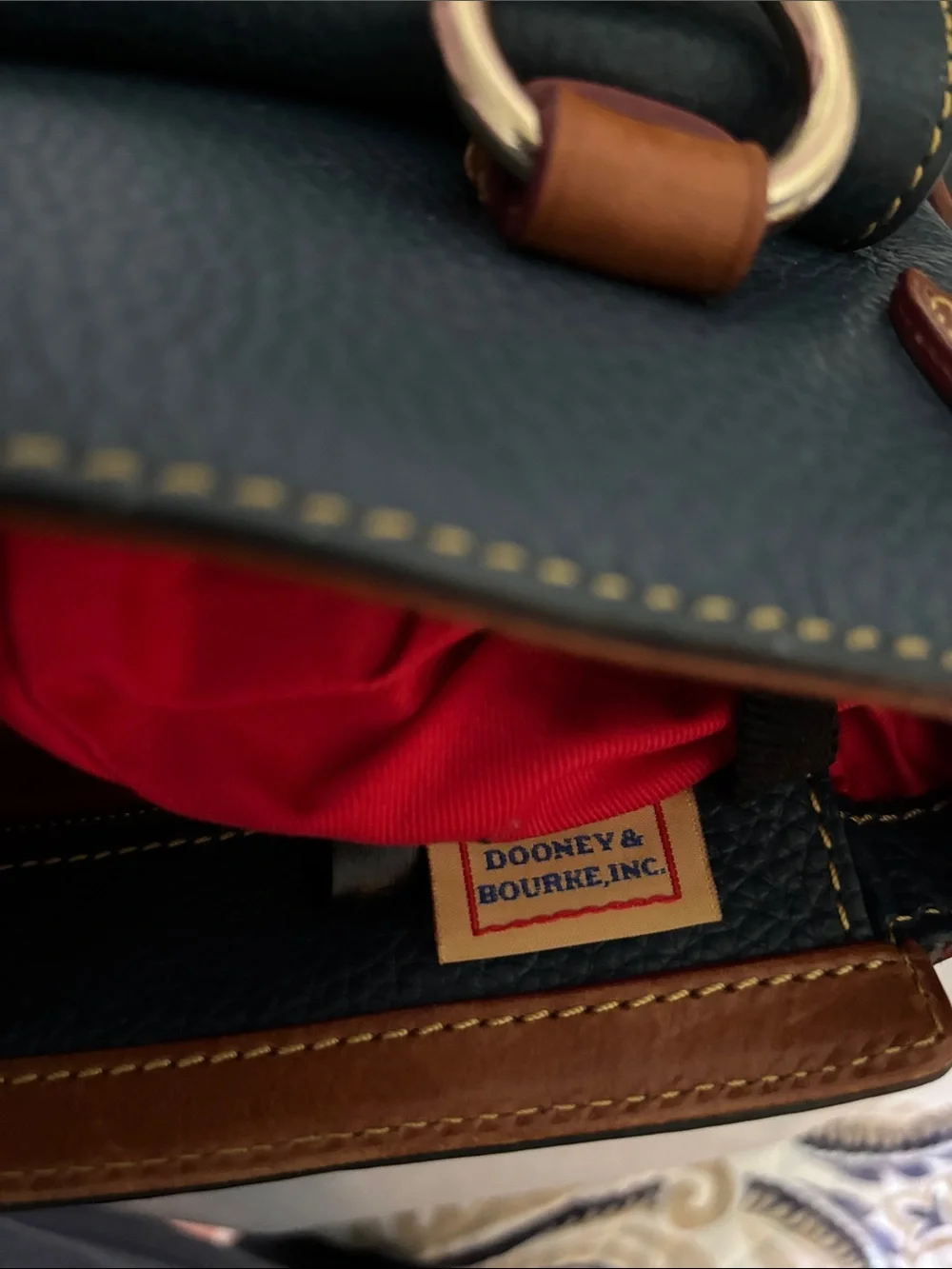 Dooney & Bourke idooney bourke
